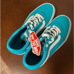 Never been worn. Selling due to not realizing I have nothing to match them with.